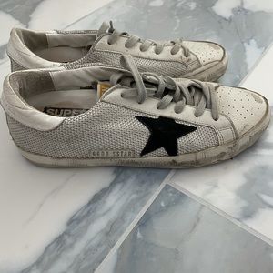 Golden Goose Superstar size 39